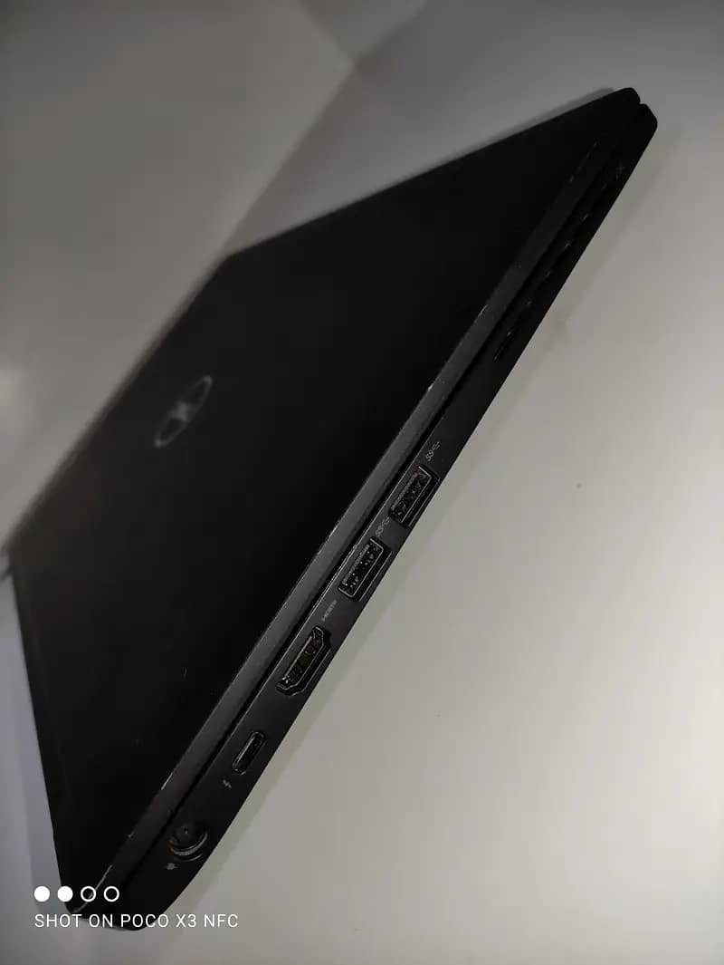 Dell laptop latitude 7490 Ci5 8th gen 7