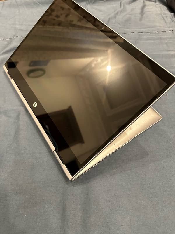 Hp pavillion x360 convertible Touch 14inch 12Gb Ram, 1tb HDD, 512SSD 4