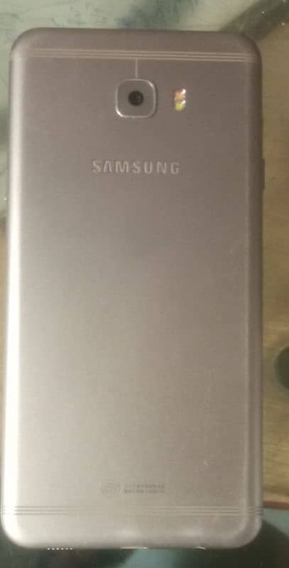 samsung c7 pro 1