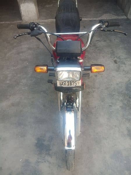 Honda cd 70 bike 4