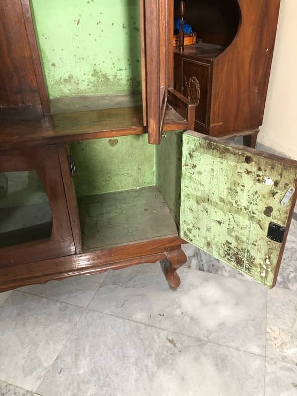 Dressing Table for urgent sale 1