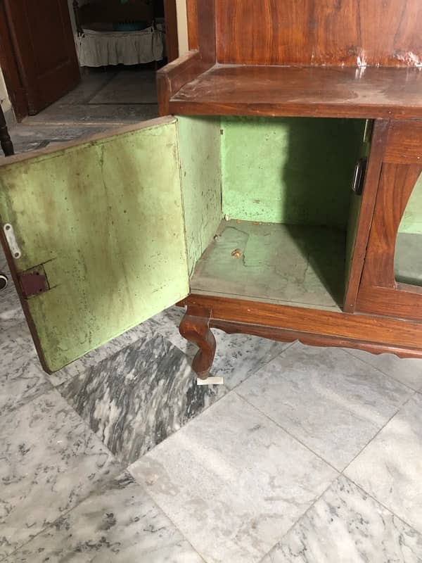 Dressing Table for urgent sale 3