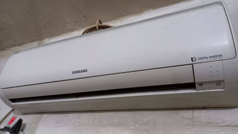 Samsung Digital Inverter 1.5 Ton AC (HEAT& COOL) Best Condition 1