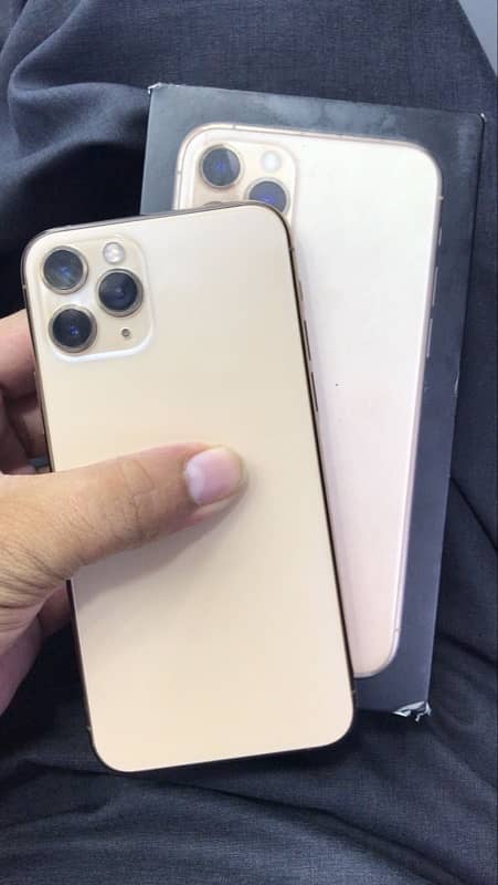 iPhone 11 pro 64gb fu with box non pta 10-9.5 condition 0