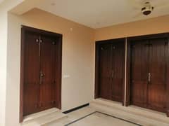 House FOR RENT IN GULBERG GREEN ISLAMABAD 0