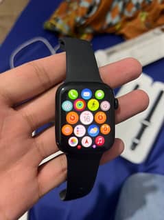 Apple Watch Series 7 45mm 0