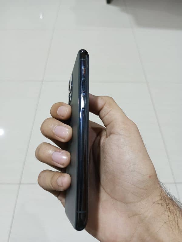 iphone 11 pro pta approved 4