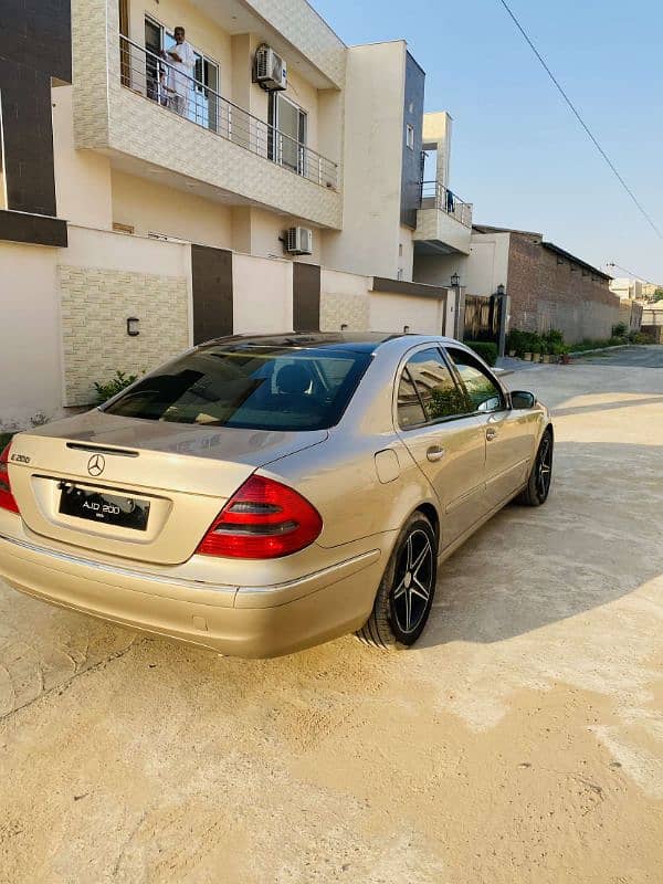 Mercedes E Class 2004 4