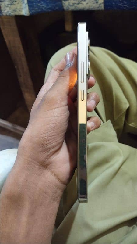 infinix Note 40 8+8ram  256rom 3