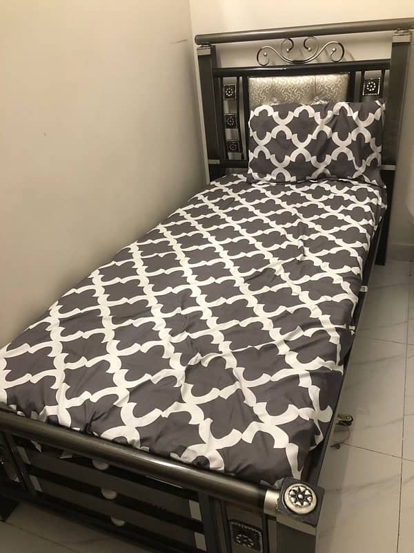 single bed pair in iron 1