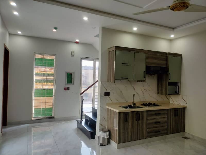 1 Kanal Modern Luxury House Available For Rent in DHA Lahore phase 5 Block E near park 9