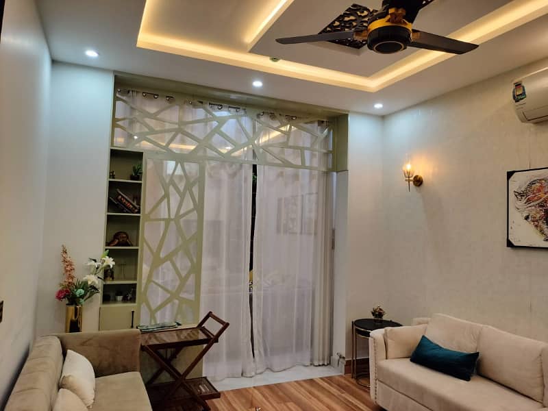 1 Kanal Modern Luxury House Available For Rent in DHA Lahore phase 5 Block E near park 16