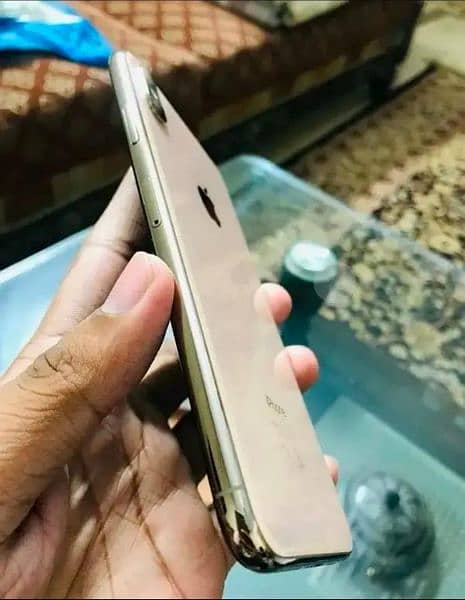 Iphone xs max Pta Approved 256gb  My WhatsApp 03054638321 1