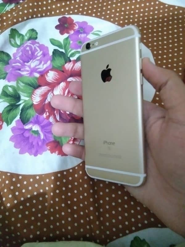 iPhone 6s roze gold colour 32 gb all ok condition 1