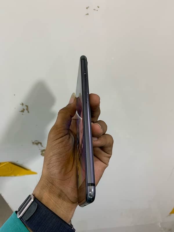 iphone 8 plus pta approved 10/8 condition 4