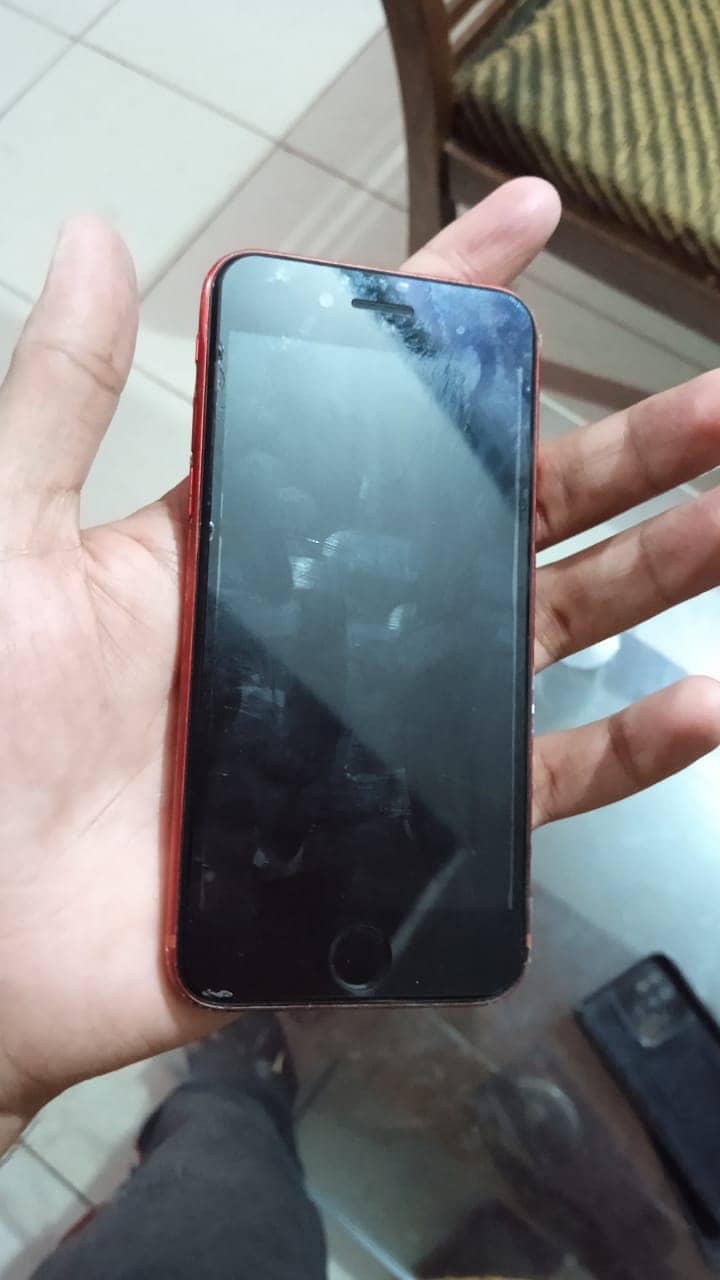 Urgent sale iPhone 8 64 GB battery health 86 6