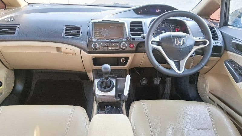 Honda CIVIC VTi Oriel (Manual) 2