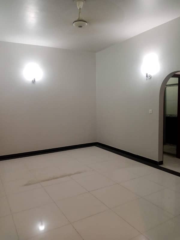 3 BED DD GROUND FLOOR PORTION FOR RENT IN GULISTAN E JAUHAR 2