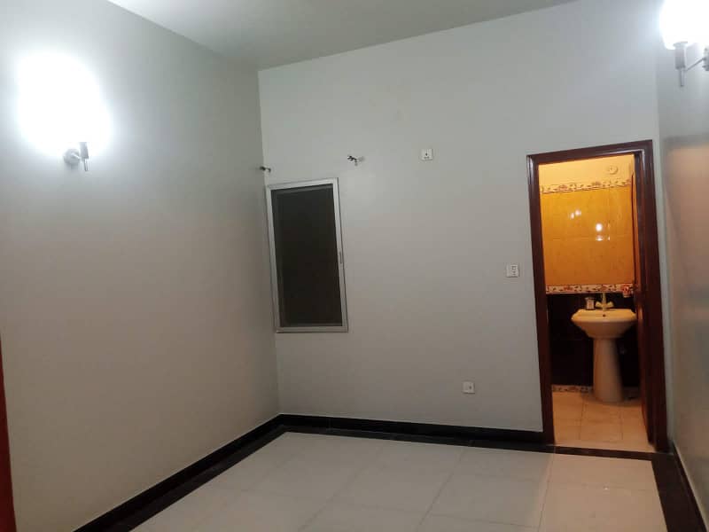 3 BED DD GROUND FLOOR PORTION FOR RENT IN GULISTAN E JAUHAR 10