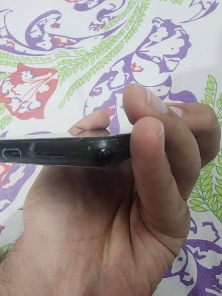 Google Pixel 6 Non PTA 8/10 Condition 8