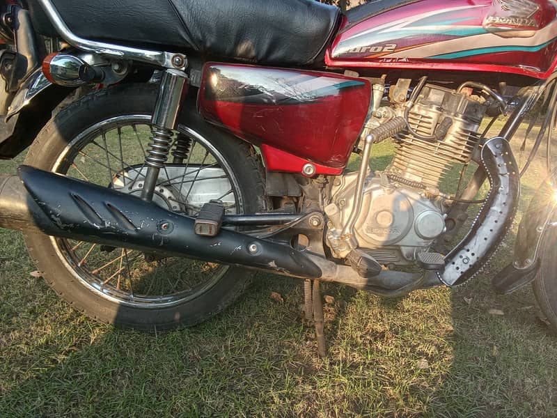 Honda CG 125 8