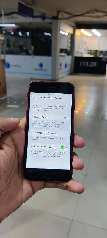 iphone 8 _64gb available NoN pta bypass 5