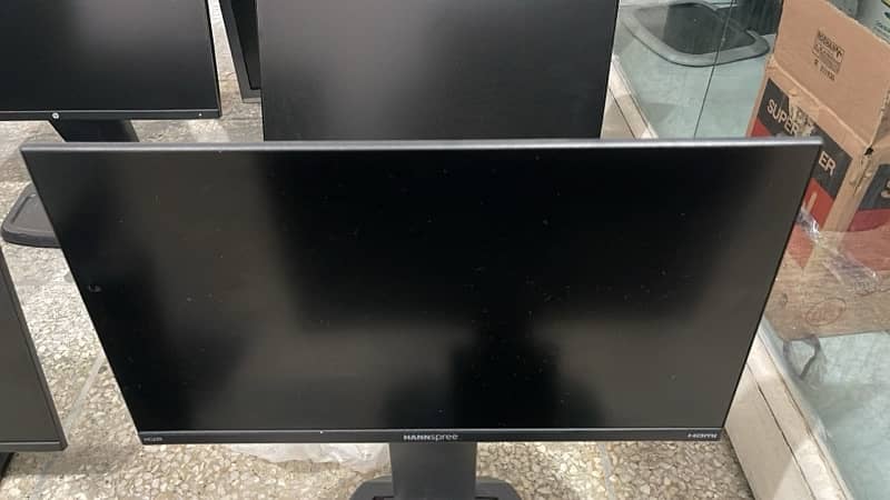 borderless lcds 2