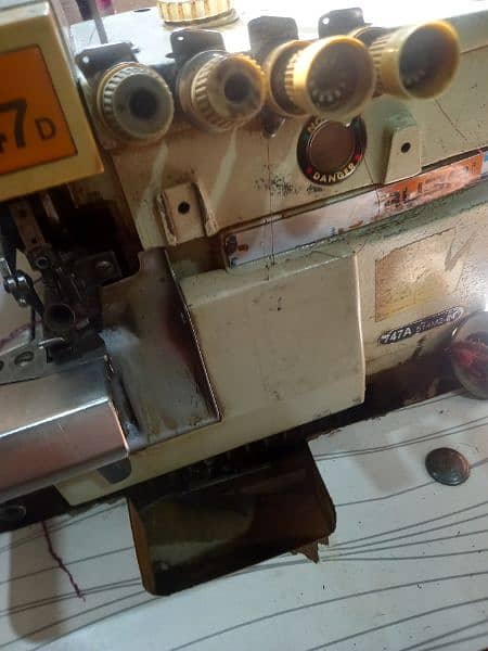 PICO. OVERLOCK MACHINE 4