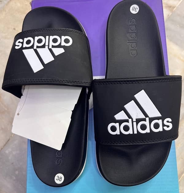 adidas adillete comfort slides 9