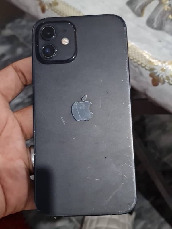 iPhone 12 black 5