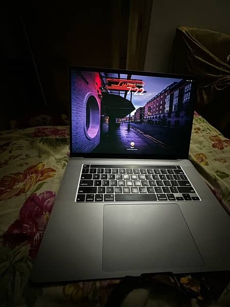 mac book pro 2019 16" 2