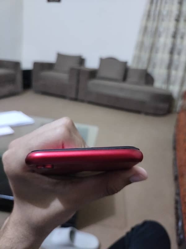 iPhone xr 64 gb 6