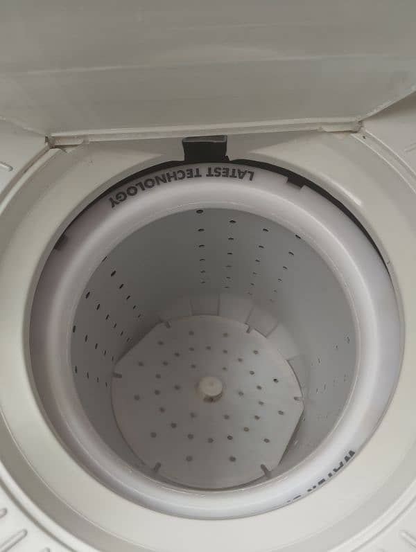 Dryer & Washing Machine 4