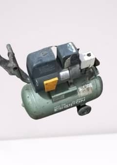 Hitachi Japan air compressor oil free