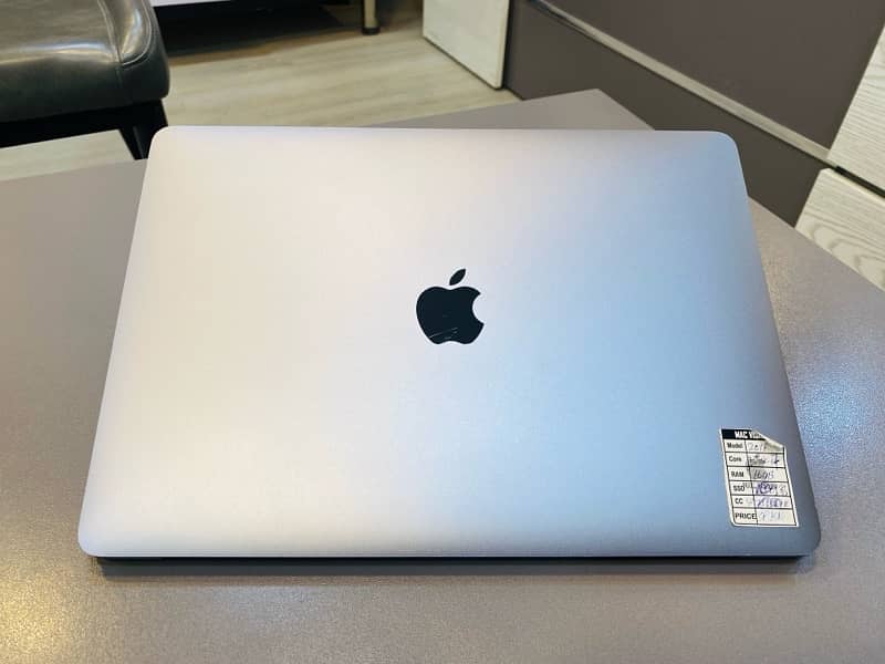 CTO MacBook Pro 13” Touchbar 2018 i7/16/1TB 2