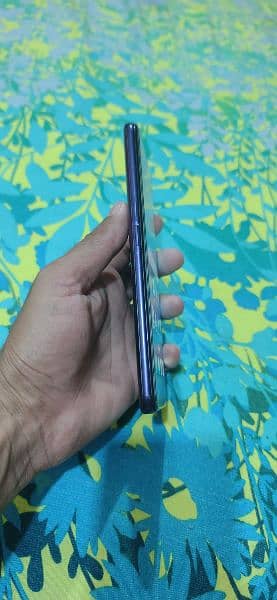 oppo f11 pro 6 128 only sat 4