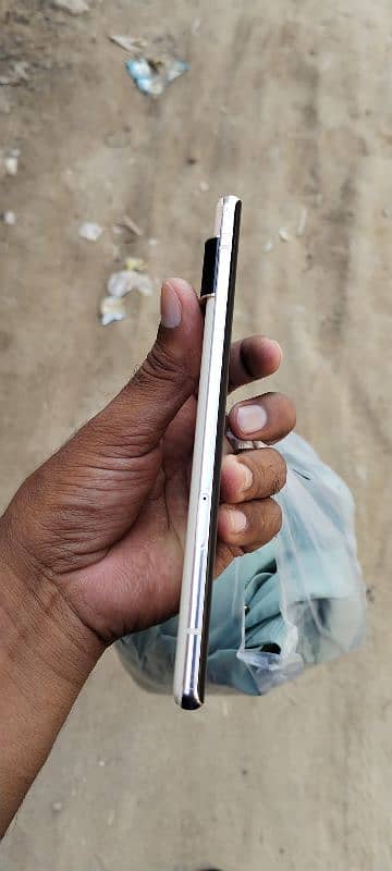 google pixel 6 pro 12/128 condition 10/10 4