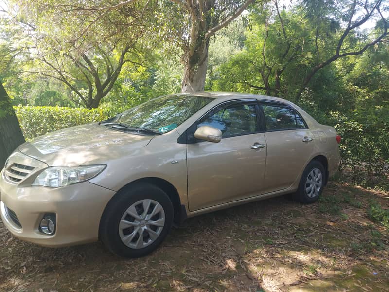 Toyota Corolla GLI 2011 toal genuine 2