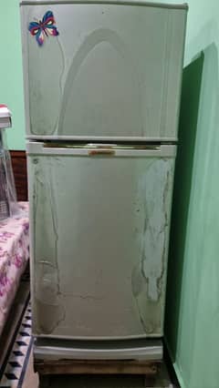 Dawlance Refrigerator medium size