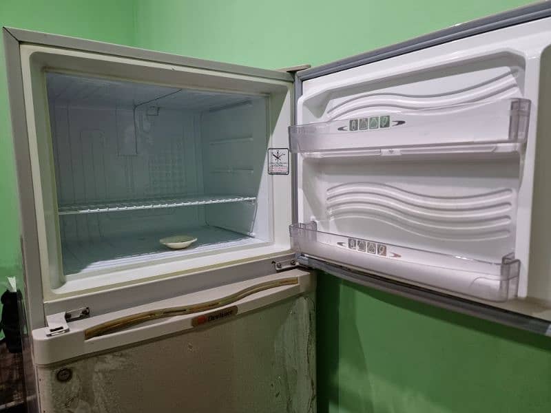 Dawlance Refrigerator medium size 1