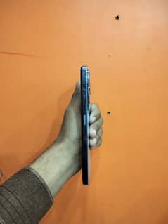 Infinix hot 40 8/256gb 10/10 condition urgent sale