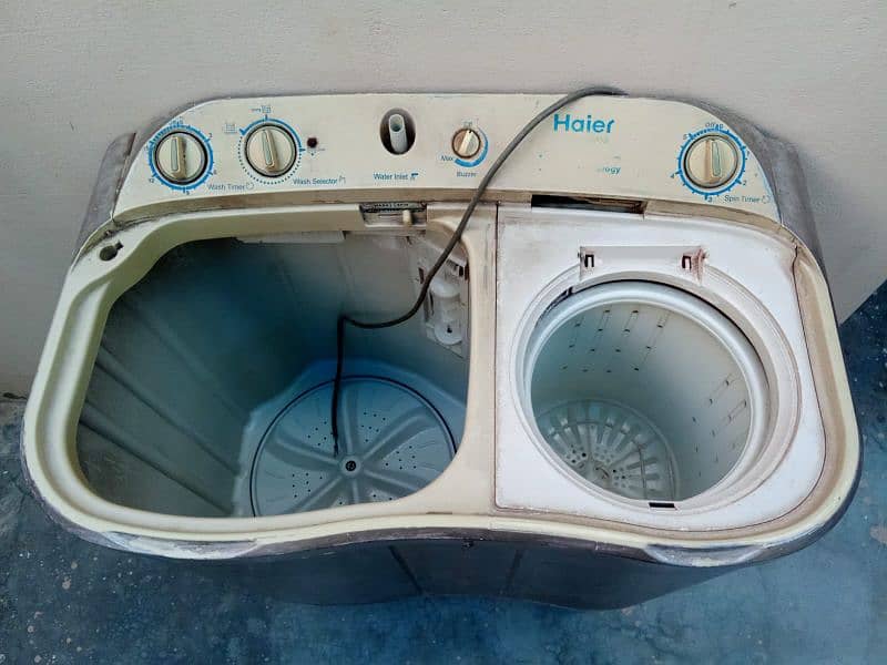 Hair machine washing and spinner attached model fresh condition 2