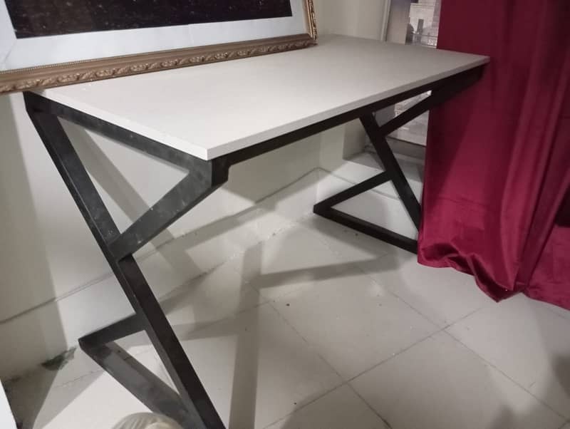 office tables 03099944446 1