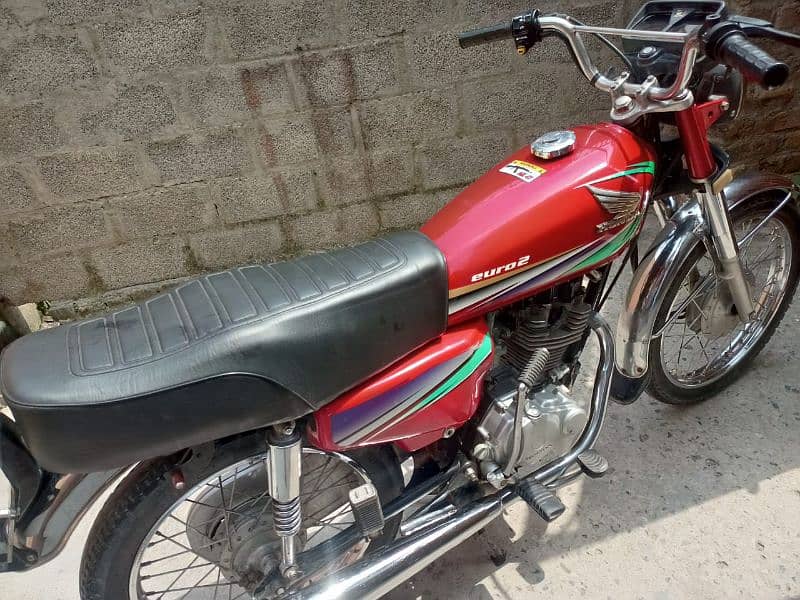 Honda 125 CG Rawalpindi number 2012 model urgent for sale 1