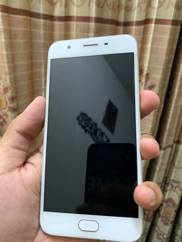 Oppo A57 1