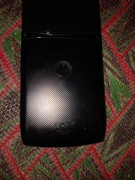 motorola razr flip 0