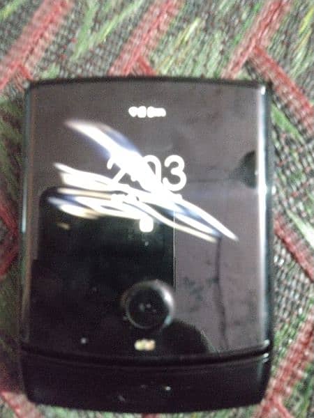 motorola razr flip 5