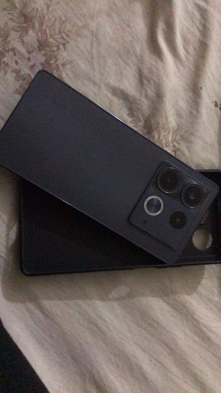 Infinix Note 40 0