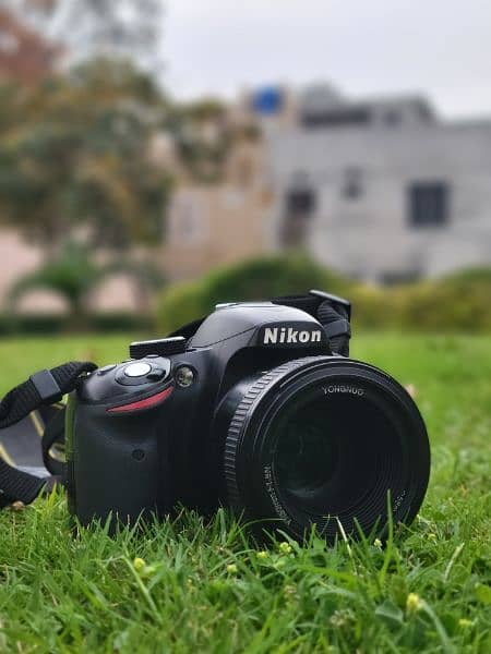 Nikon camera d3200 with accessories 1