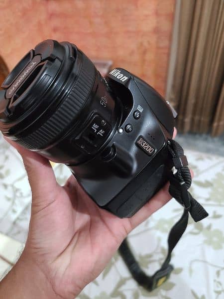 Nikon camera d3200 with accessories 5